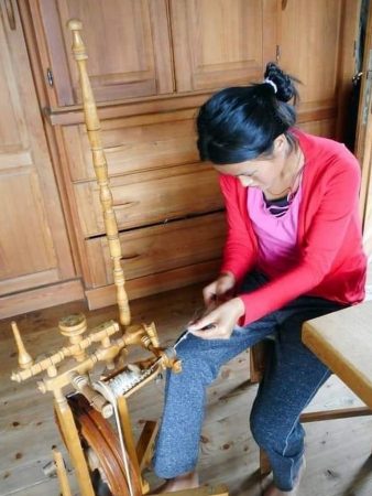 Weben traditionelles Handwerk in Bhutan