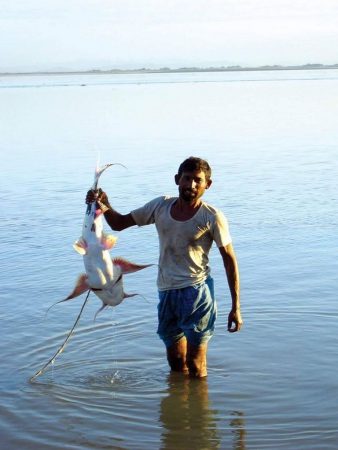 Fischer am Brahmaputra in Assam