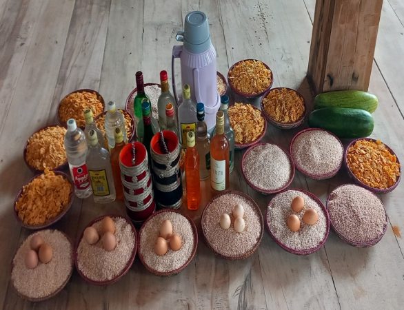 Tsochang-Empfang der Frauen in Ney Ostbhutan